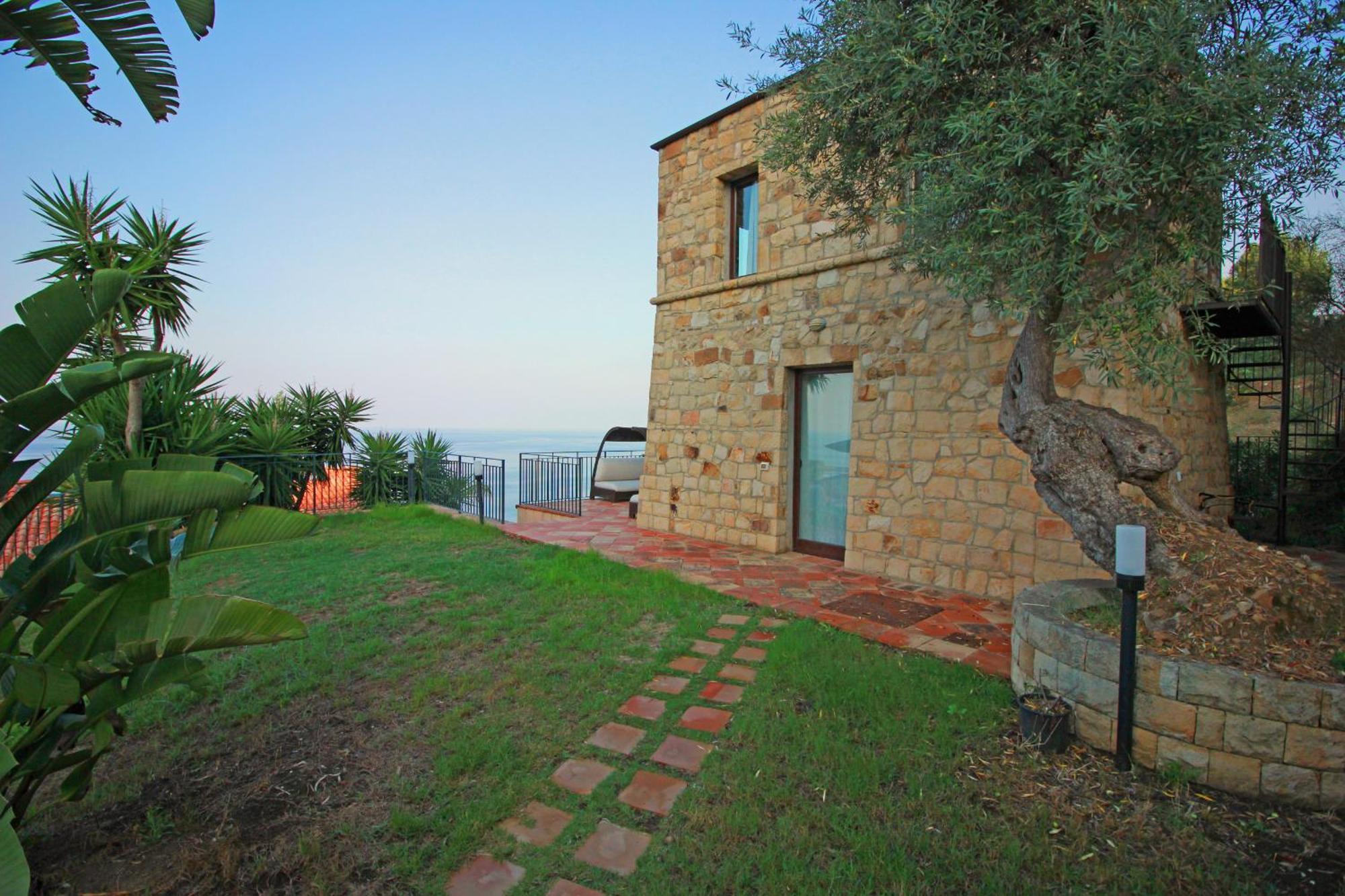 La Torre Di Magara By Wonderful Italy Apartment Cefalu Ngoại thất bức ảnh